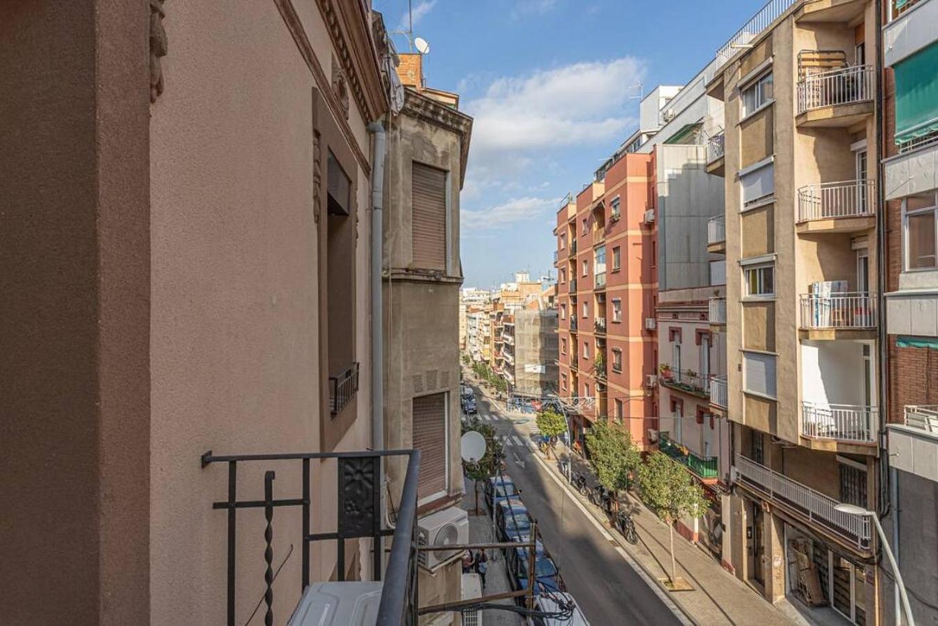 Bright 3Bdr Near To The Metro Apartment L'Hospitalet de Llobregat Exterior photo
