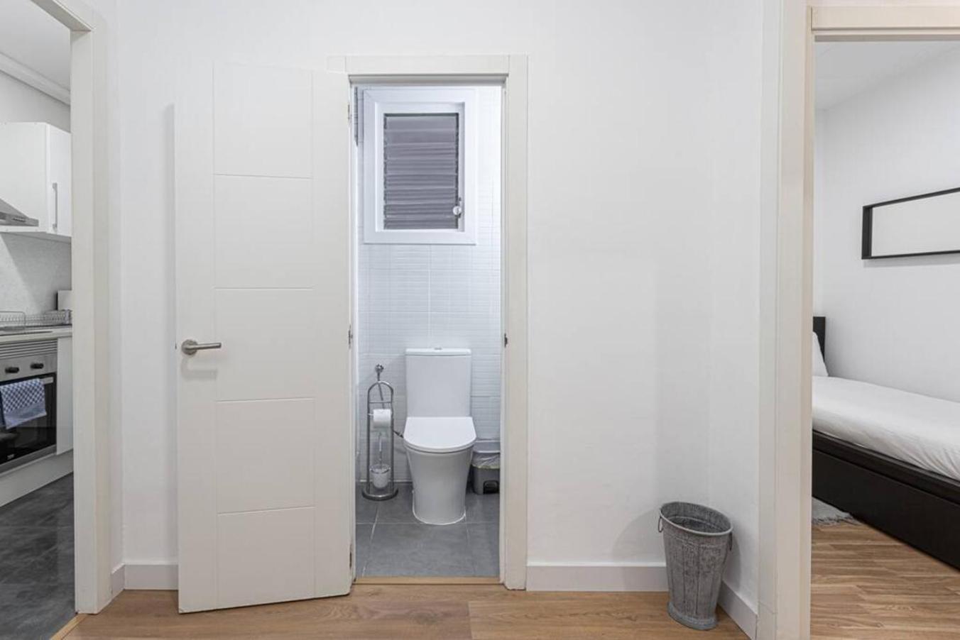 Bright 3Bdr Near To The Metro Apartment L'Hospitalet de Llobregat Exterior photo