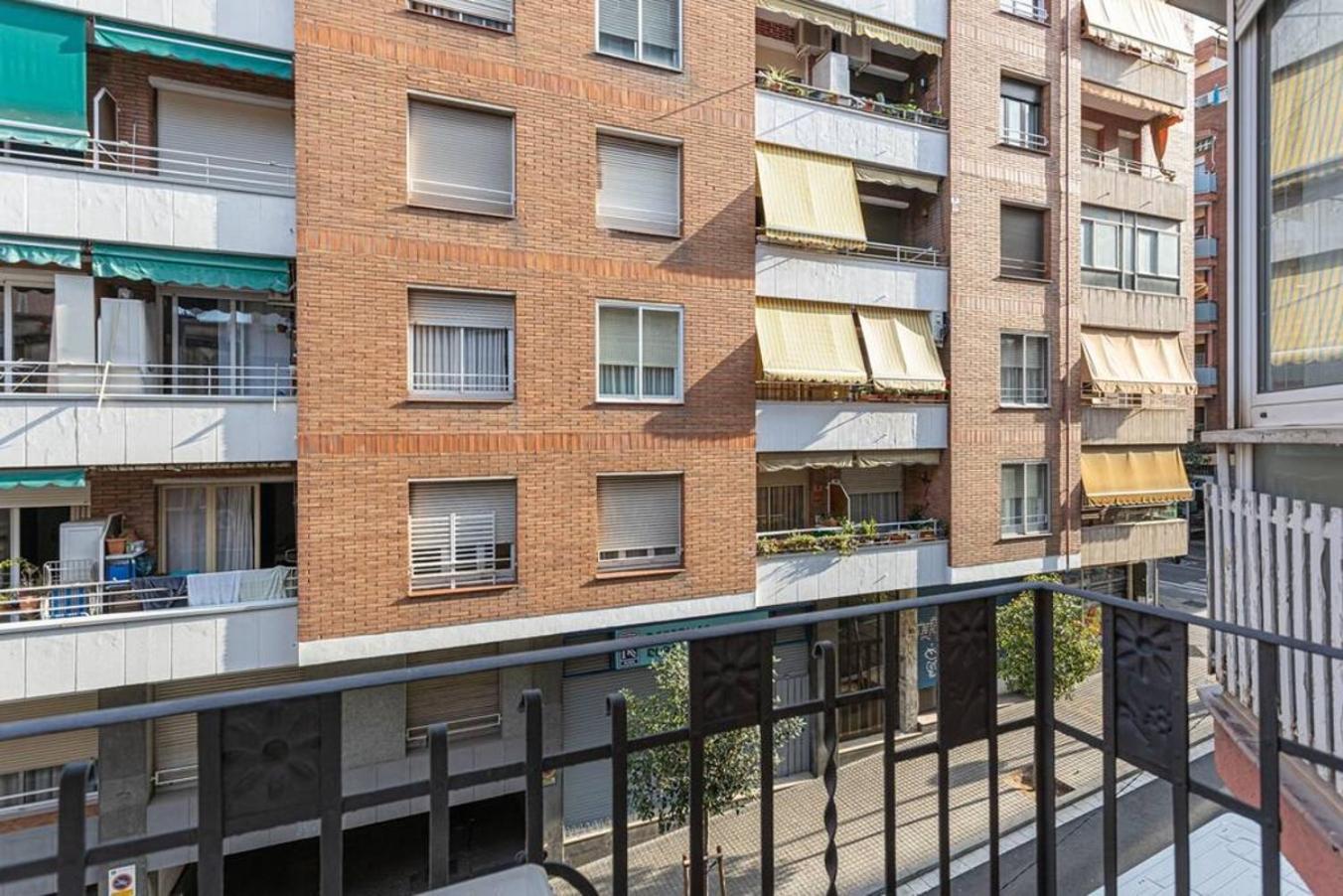 Bright 3Bdr Near To The Metro Apartment L'Hospitalet de Llobregat Exterior photo