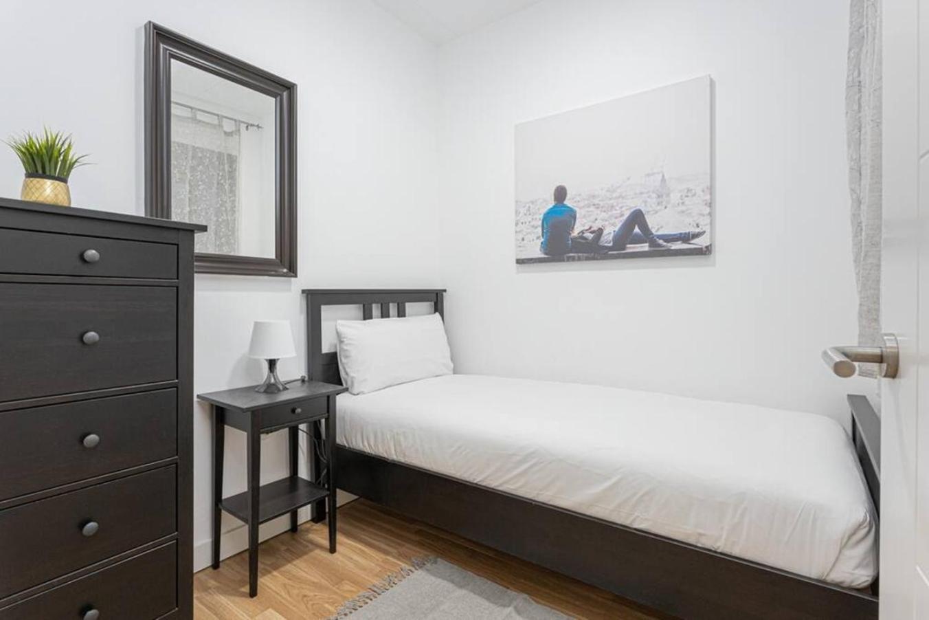 Bright 3Bdr Near To The Metro Apartment L'Hospitalet de Llobregat Exterior photo
