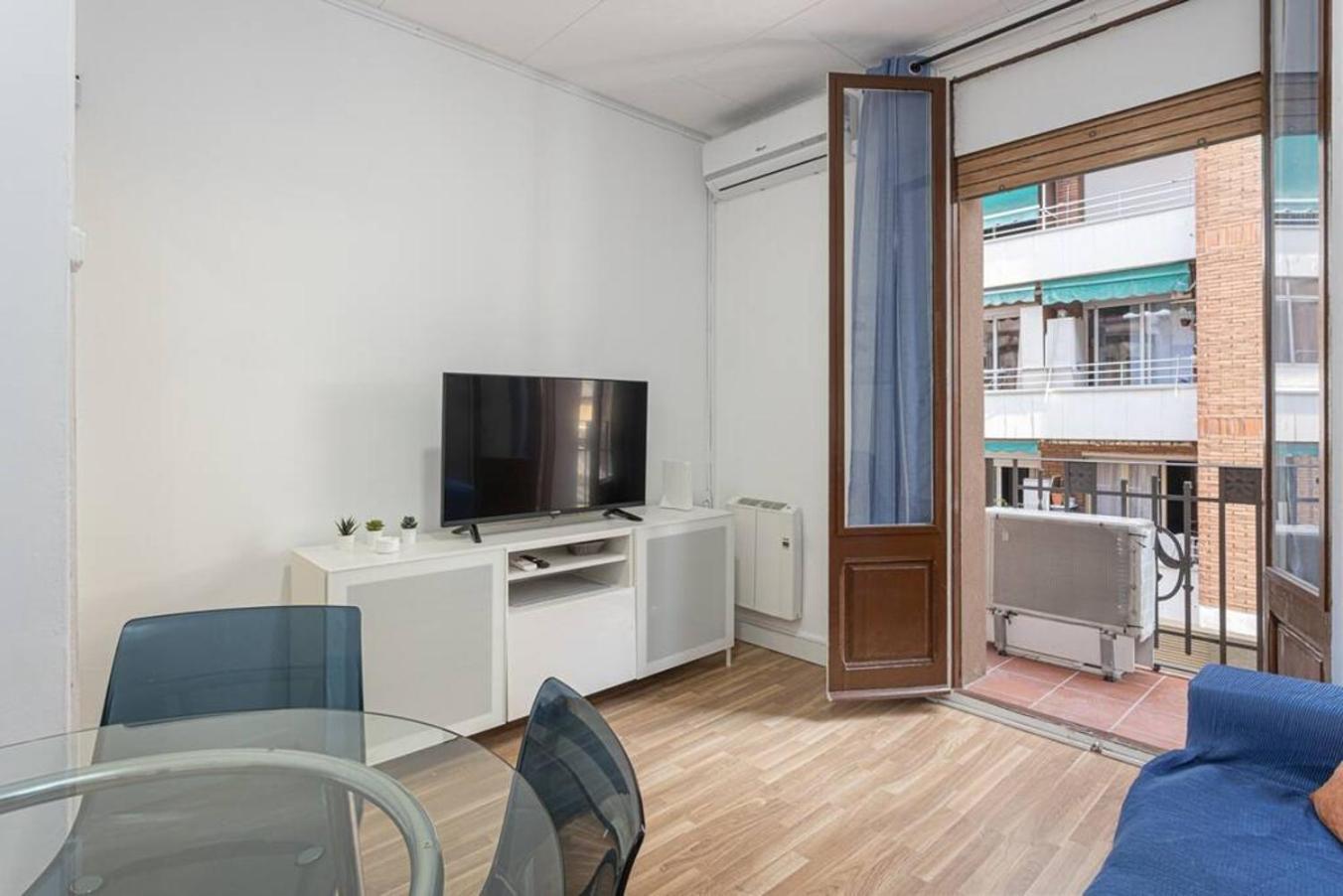 Bright 3Bdr Near To The Metro Apartment L'Hospitalet de Llobregat Exterior photo